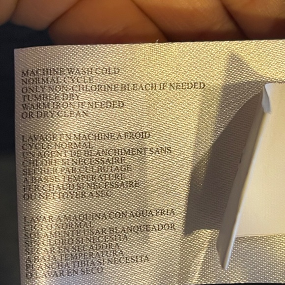 Black windbreaker jacket zip up with gold accents - Picture 14 of 16